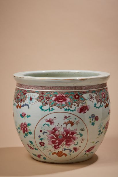 CHINE - Début XXe siècle
Aquarium en porcelaine...