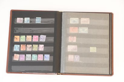 Deux albums de timbres
En l'état


L’ensemble...