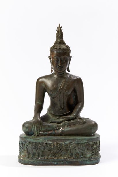Thaïlande, XXe
Epreuve en bronze représentant...