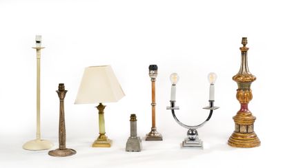 Lot de pied de lampe en bois, bois peint,...