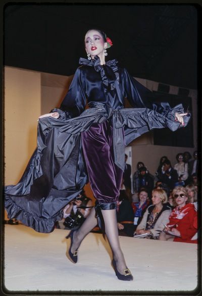 SAINT LAURENT RIVE GAUCHE (COLLECTION AUTOMNE-HIVER...