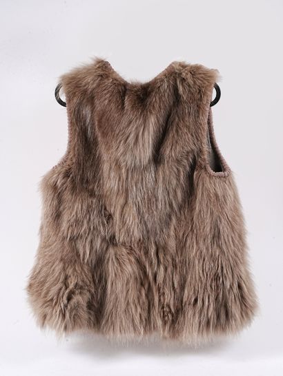 Yves SALOMON 
Veste sans manche en renard...