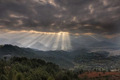 Matthieu RICARD (Né en 1946)
Collines himalayennes...