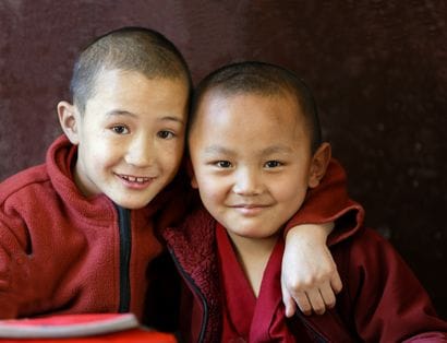 Matthieu RICARD (Né en 1946)
Jeunes moines...