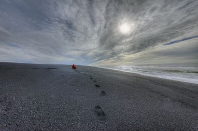 Matthieu RICARD (Né en 1946)
Plage de sable...