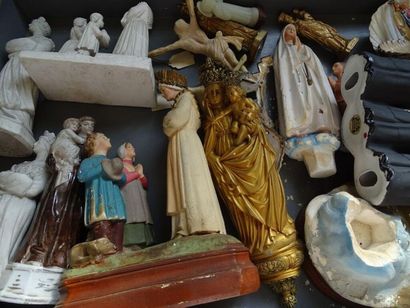 Lot de 4 petites cagettes
Lot de statuettes...