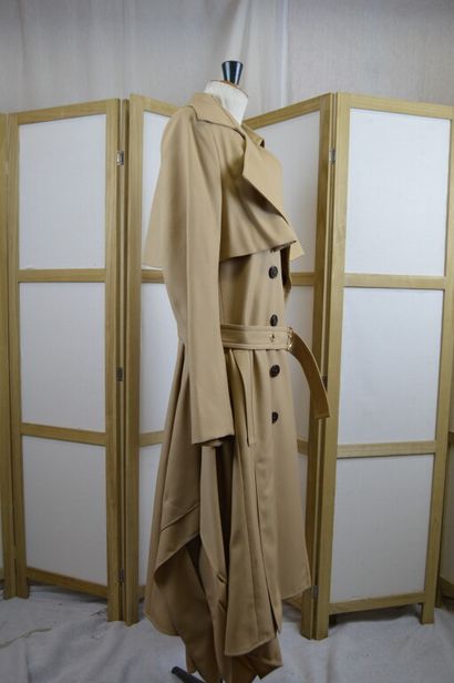 CHLOE

Trench long en gabardine, le bas de...