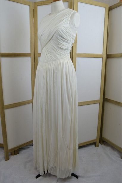 CHLOE

Robe longue péplum en tissu ivoire....