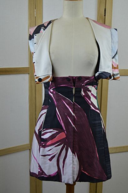 CHRISTIAN DIOR PARIS

Robe de cocktail en...