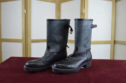HERMES, Made in Italy

Paire de bottes d'homme...