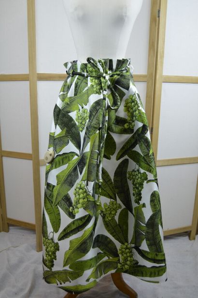 OSCAR DE LA RENTA

Jupe longue en tissu damassé...