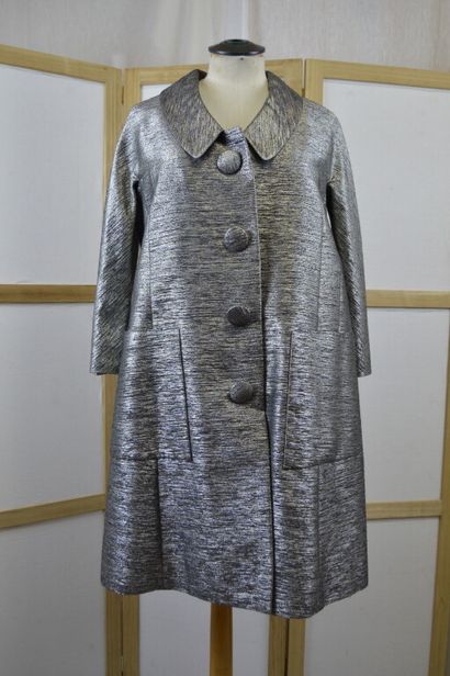 CHLOE. 

Manteau de cérémonie léger en lamé...