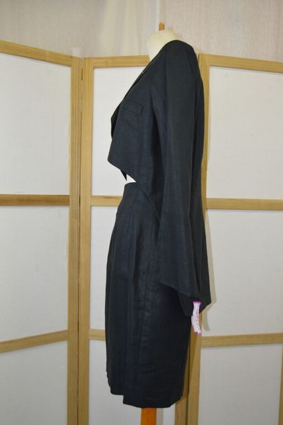 HERMES, Paris. 

Tailleur veste et jupe en...