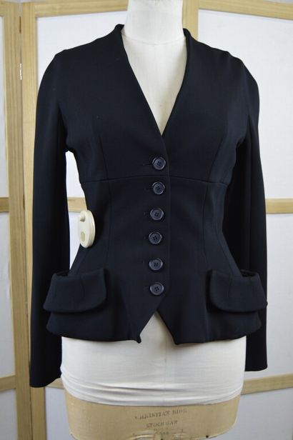 CHRISTIAN DIOR PARIS

Veste en crêpe noire...