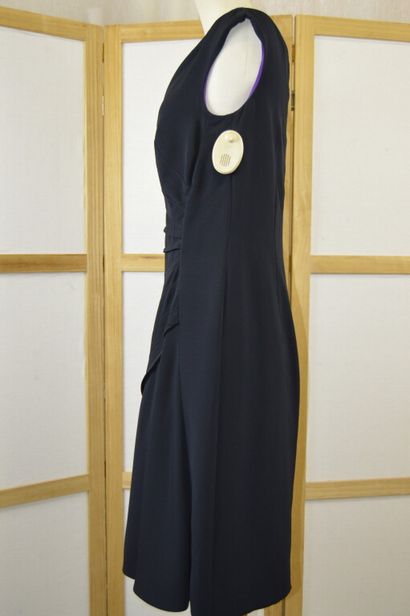 PRADA. 

Robe droite sans manches en jersey...