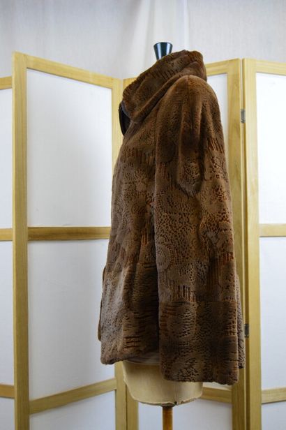 NAFA MINK, Made in EU

Veste en vison rasé...