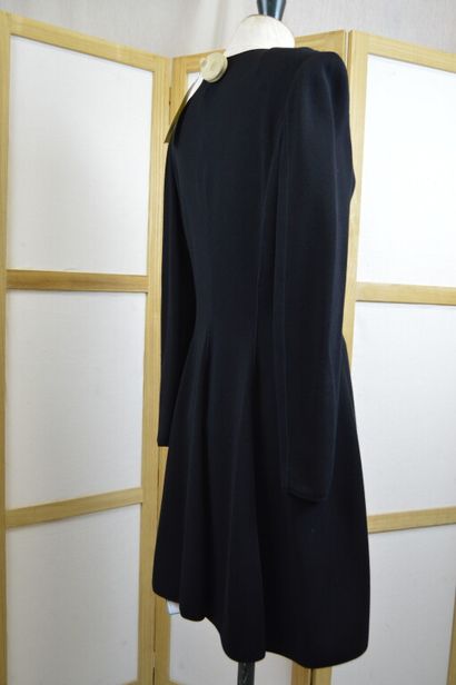 GIORGIO ARMANI

Robe portefeuille noire à...