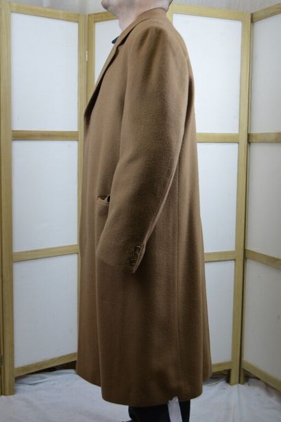 BURBERRYS, Made in England

Manteau d'homme...