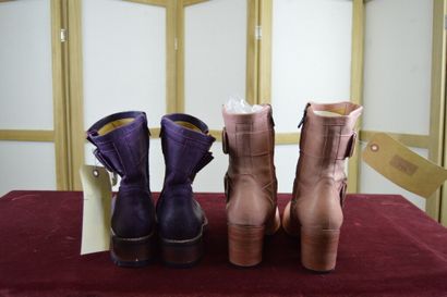 FREE LANCE

Lot de deux paires de bottines...