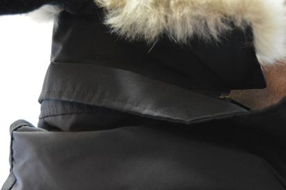 CANADA GOOSE

Parka d'homme noire à capuche...