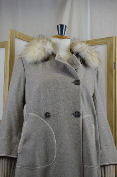 BRUNELLO CUCINELLY

Manteau 7/8 en cachemire...