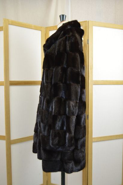 Manteau de fourrure en vison foncé réversible,...