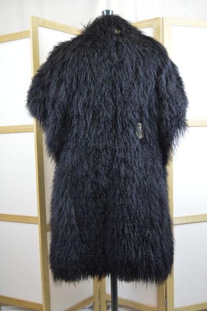 LANVIN

Manteau à manches courtes en agneau...
