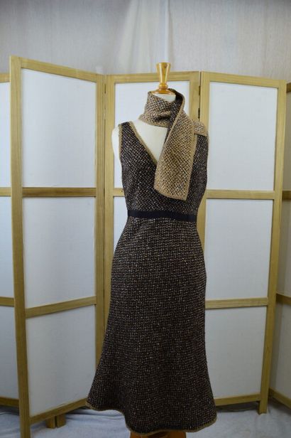 PRADA.

Robe bretelle en laine vierge chiné...