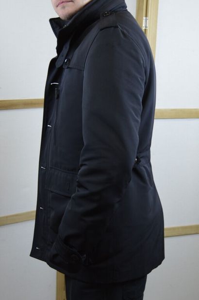 BURBERRY London

Imperméable en nylon noir...