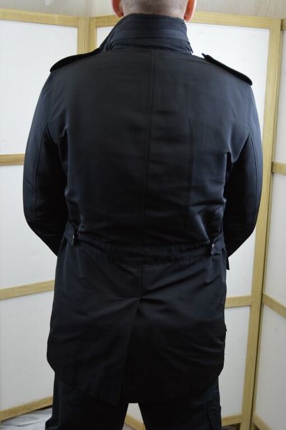 BURBERRY London

Imperméable en nylon noir...