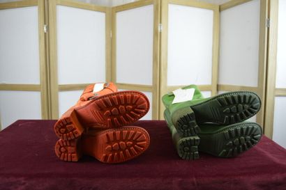 FREE LANCE

Lot de deux paires de bottes...