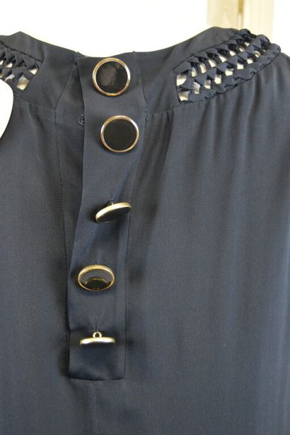 CHLOE. 

Robe droite sans manches en soie...