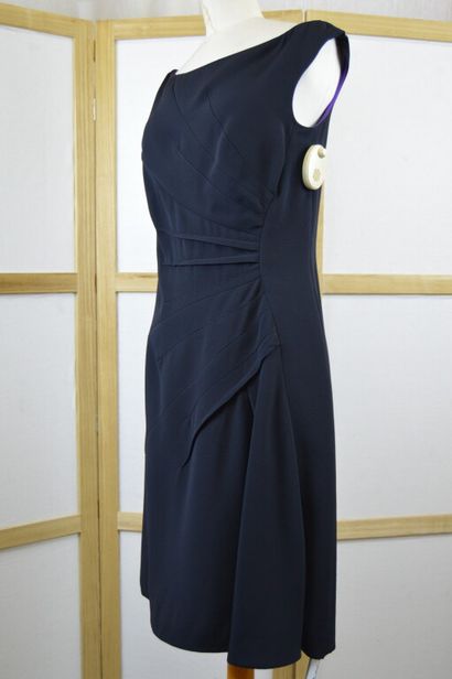 PRADA. 

Robe droite sans manches en jersey...