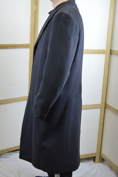 LANVIN PARIS

Manteau long d'homme en lainage...