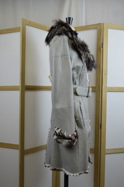 THES & THES, Italie

Manteau cintré ¾ en...