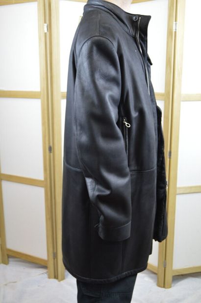 SERAPHIN FRANCE

Manteau ¾ d'homme noir en...