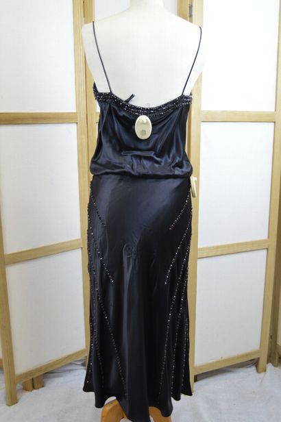 MARC JACOBS

Robe du soir à fines bretelles...