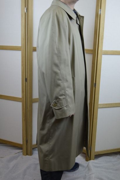 BURBERRY LONDON, Made in England

Imperméable...