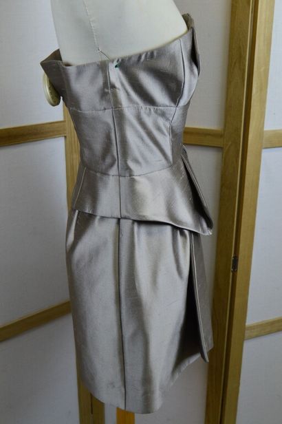 GUY LAROCHE

Ensemble de cocktail avec robe...