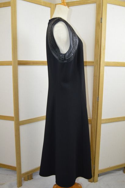 RALPH LAUREN 

Robe sans manches droite,...