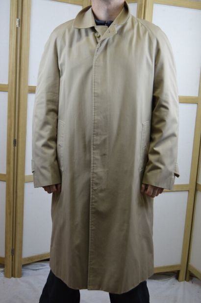 BURBERRYS, Made in England

Imperméable d'homme...
