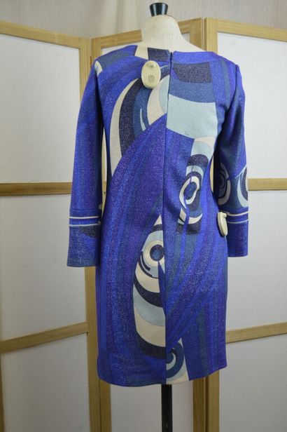 EMILIO PUCCI

Modèle 96RH48. 

Robe droite...