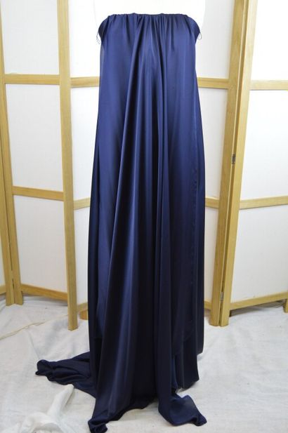 MAISON RABIH KAYROUZ

Robe de soirée bustier...
