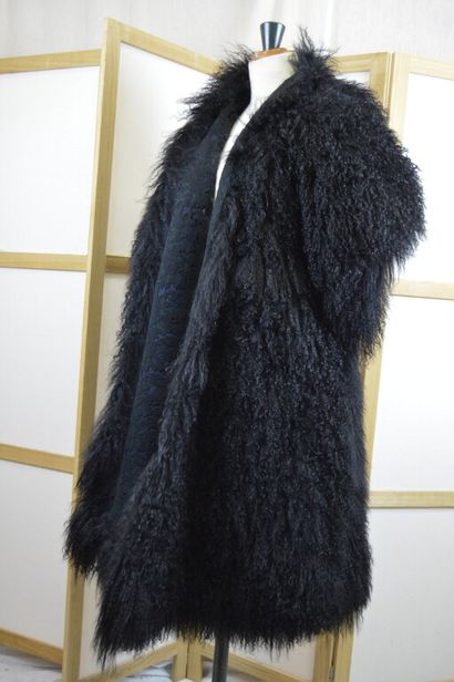 LANVIN

Manteau à manches courtes en agneau...