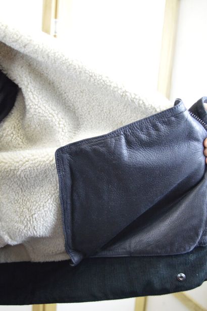 GUCCI

Perfecto d'homme en peau lainée bleu...
