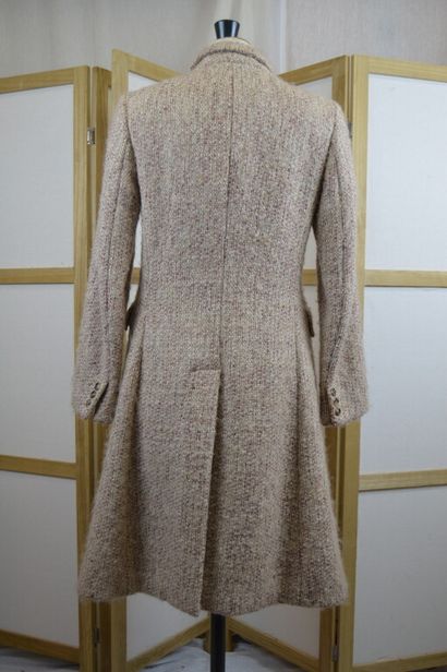 BURBERRY LONDON

Manteau en tweed rose, écru...