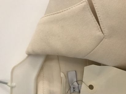 
GIVENCHY




Veste de tailleur en tissu...