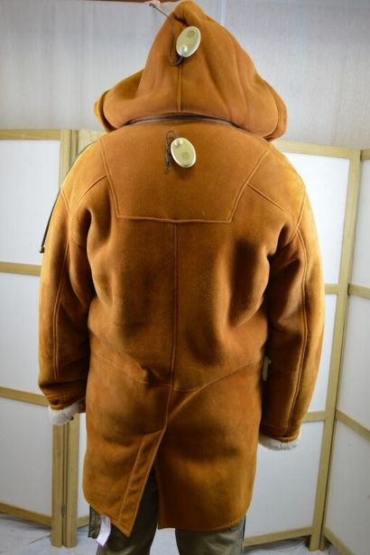 REVILLON BOUTIQUE PARIS

Duffle coat d'homme...