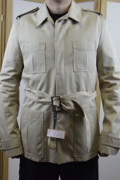 DIOR

Saharienne d'homme en toile beige avec...