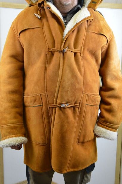 REVILLON BOUTIQUE PARIS

Duffle coat d'homme...